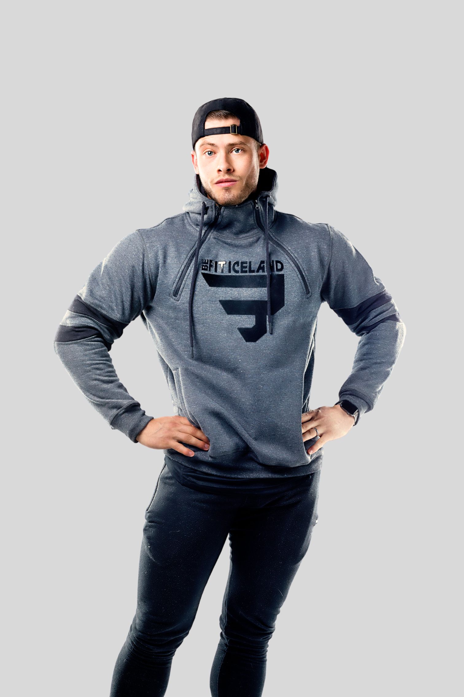 Þessi Tvírennda Dökkgrá